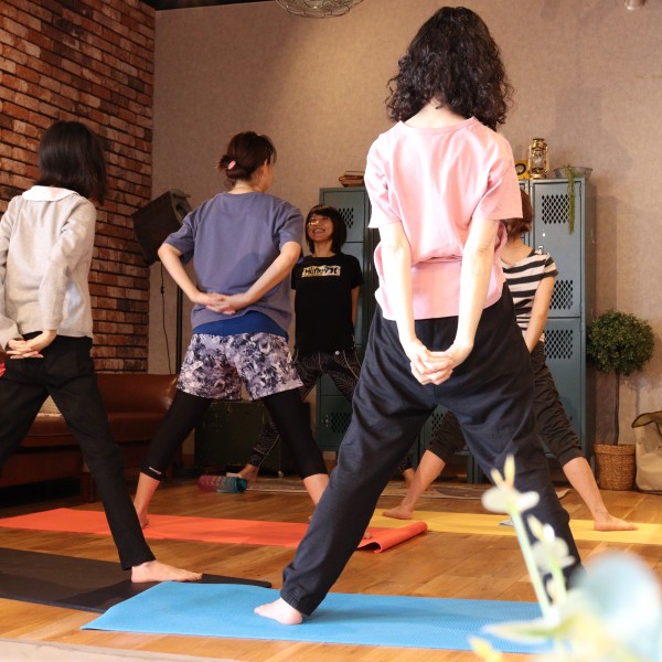 ゆらぎ世代を応援する特別なひととき ~からだとこころ整えヨガ~